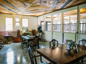 Dining room at the Long Neck Inn