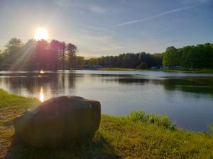 Earlton Hill Lake