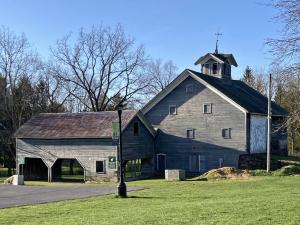 barn