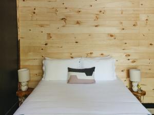 Glen Falls House Cottage Bedroom