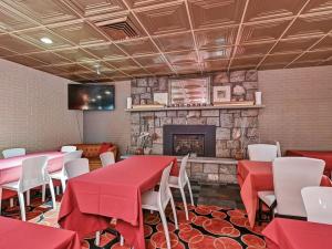 Melour Resort Dining Room