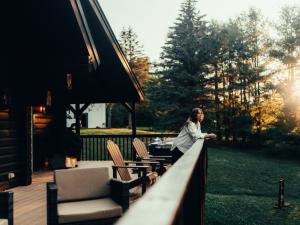 girl on balcony