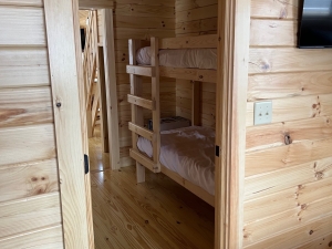 Windham Upstate NY romantic getaway lodging