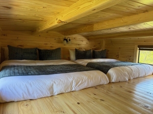 upstate new york mountain retreat