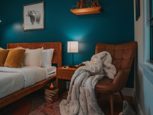 Queen bedroom Willow pond motel