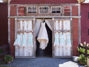 rustic-barn-wedding-venue-hudson-valley