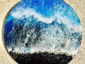 unique-resin-gifts-and-home-decor