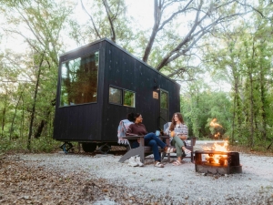 postcard-cabins-upstate-ny-glamping
