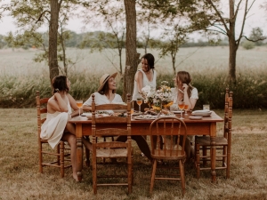 All-Booked-women-book-retreats
