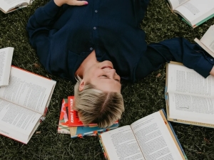 All-Booked-women-book-retreats