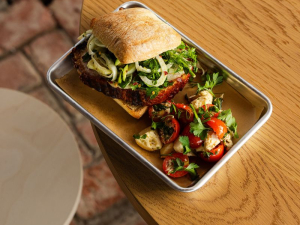 elevated-barbecue-classics-catskills-Dandies-Eastwind