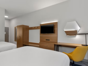 holiday-inn-express-new-baltimore-hotel-close-to-hunter-mountain