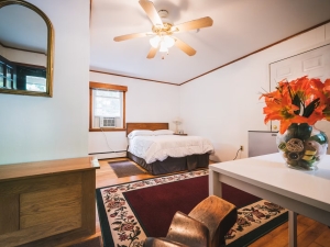 rustic-lodge-in-the-northern-catskills