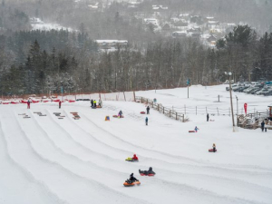 family-ski-trip-hunter-mountain-ny