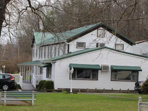 Grace-manor-retreat-center-with-lodging-greeneville-ny