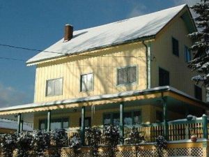 Sun-View-Hotel-Close-To-Hunter-Mountain