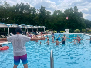 Wolff's-Maple-Breeze-Resort-Catskill-wedding-venue-with-lodging