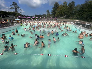 zoom-flume-family-day-trip-travel-catskills-wavepool