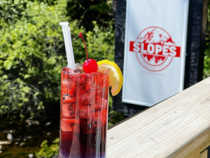 Slopes-hunter-mountain-night-club-live-dj-and-billiards