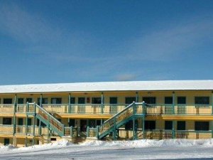 Sun-View-Hotel-event-space-close-to-hunter-mountain