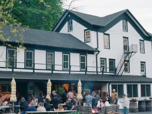 willa's-glen-falls-house-round-top-ny