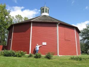 Bronck Museum 13 sided barn