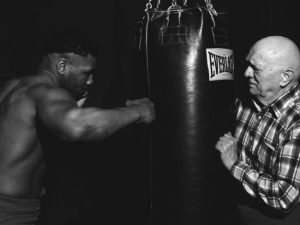 cus-damato-memorial-event-mike-tyson-returns-home