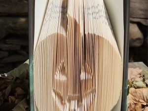 Book folding options are dog paw, skull, ghost or pumpkin
