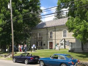 Miata and MGB GT at Old Stone 
