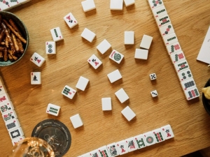 Mahjong-in-the-Mountains-Scribner's-Lodge