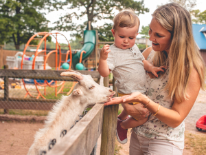 Mothers-day-festival-bailiwick-zoo-catskill-ny