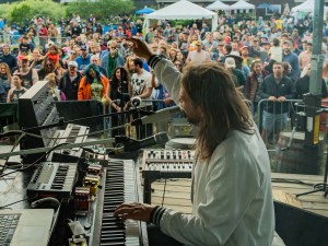 Follow-the-arrow-music-festival-Griffin-House-palenville-ny