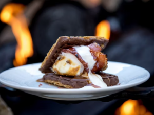 free-smores-outdoor-firepit-hunter-mountain-ski-resort