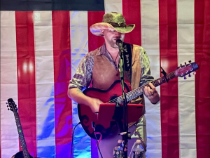 things-do-near-catskill-blackthorne-resort-holiday-country-concert