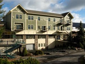 Liftside Village Condominiums