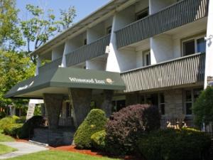 Winwood Inn and Condominiums