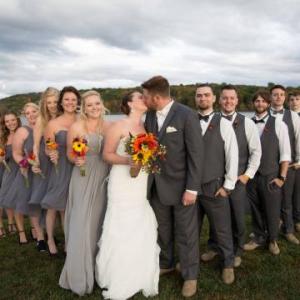 Catskills wedding party