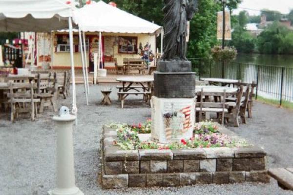 Cone-E-Island Ice Cream