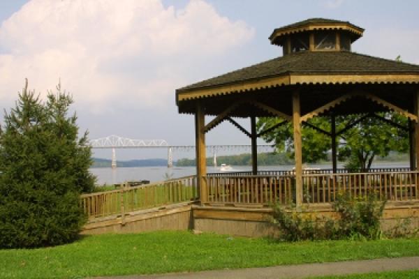 Dutchman's Landing Park
