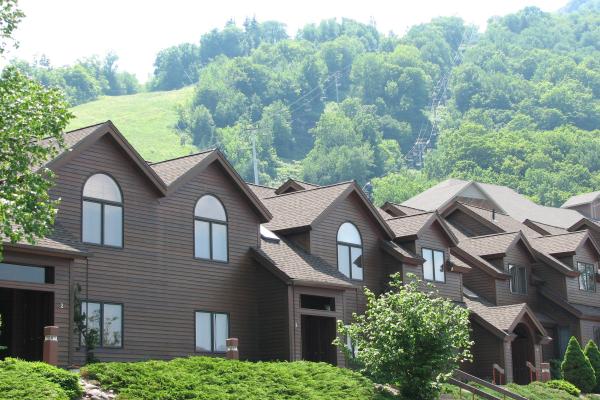 Liftside Village Condominiums