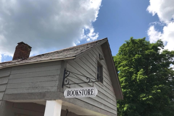 Read and Read Again bookstore