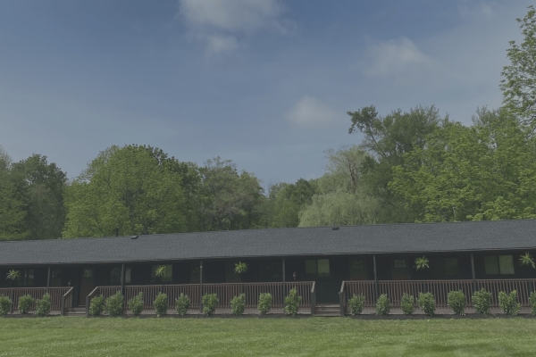 Willow Pond Motel Exterior