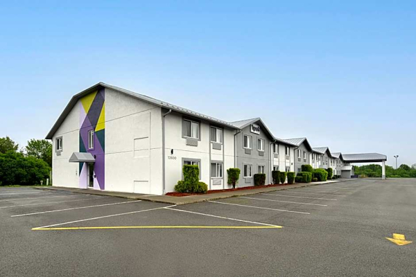 spark-by-hilton-west-coxsackie-affordable-hotel-catskills-getaway