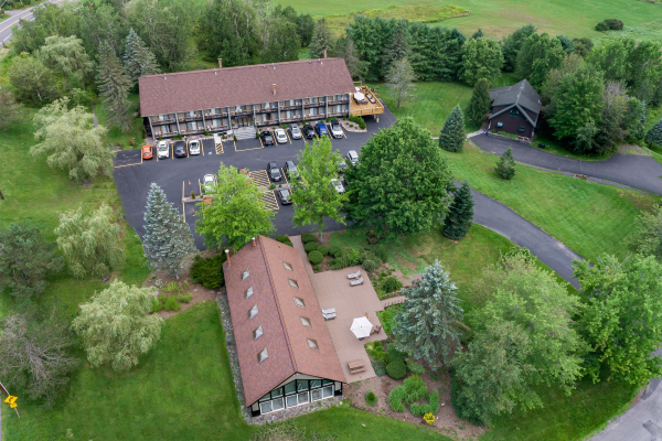 Hotel-Vienna-Great-Northern-Catskills-Lodging-With-indoor-pool