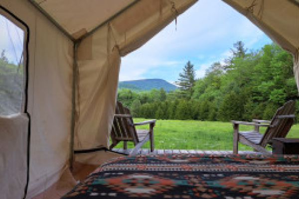 mountain-top-glamping-hunting-hiking-getaway-saenger-outdoors-glamping-elka-park