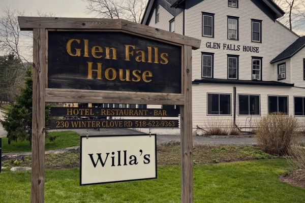 willa's-glen-falls-house-round-top-ny