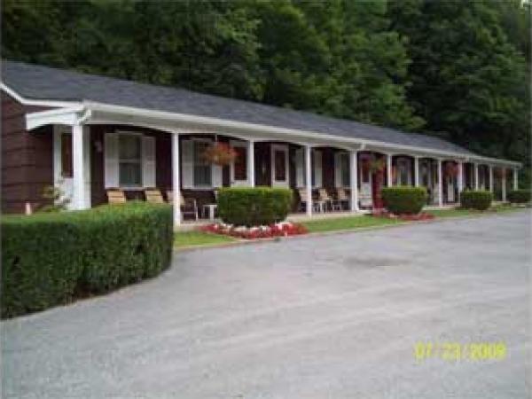 Cave Mountain Motel