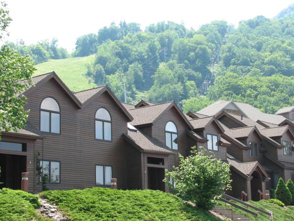 Liftside Village Condominiums