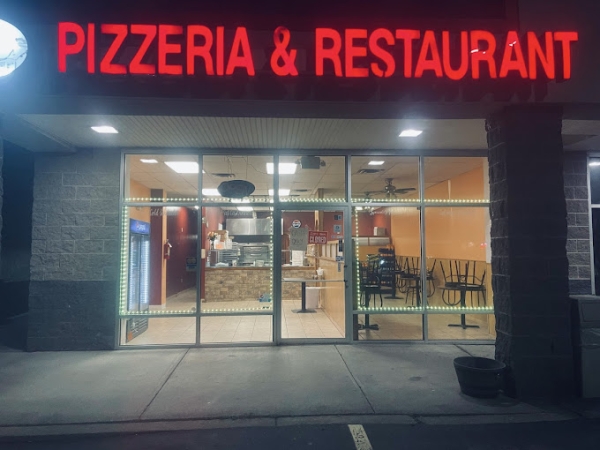 Lazaro's pizzeria exterior