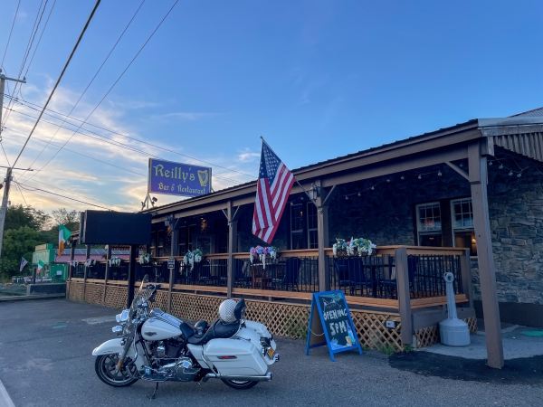 Reilly's-Irish-pub-restaurant-and-bar-east-durham